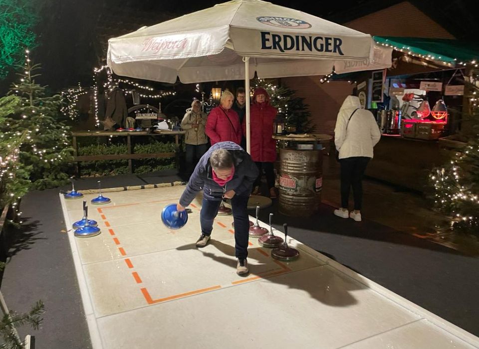 Image - Eisstockschießen bei der kfd Rodde
