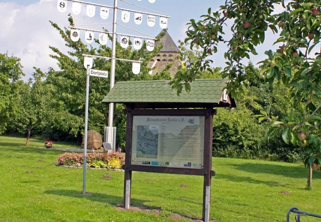 Image - images/news/Dortfplatz_Rodde_Copyright_Meike_Kluska_web.jpg#joomlaImage://local-images/news/Dortfplatz_Rodde_Copyright_Meike_Kluska_web.jpg?width=712&height=1068
