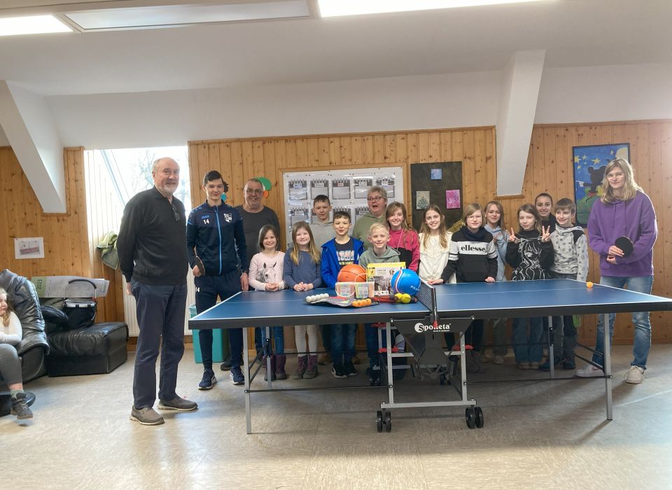 Image - Stadtteilbeirat: Neue Tischtennisplatte für den Kinder- und Jugendtreff des jfd