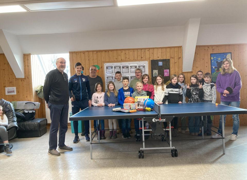 Image - Stadtteilbeirat: Neue Tischtennisplatte für den Kinder- und Jugendtreff des jfd